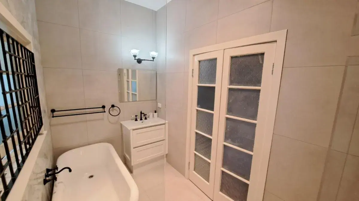 Completed bathroom renovation in Brisbane — project image 78