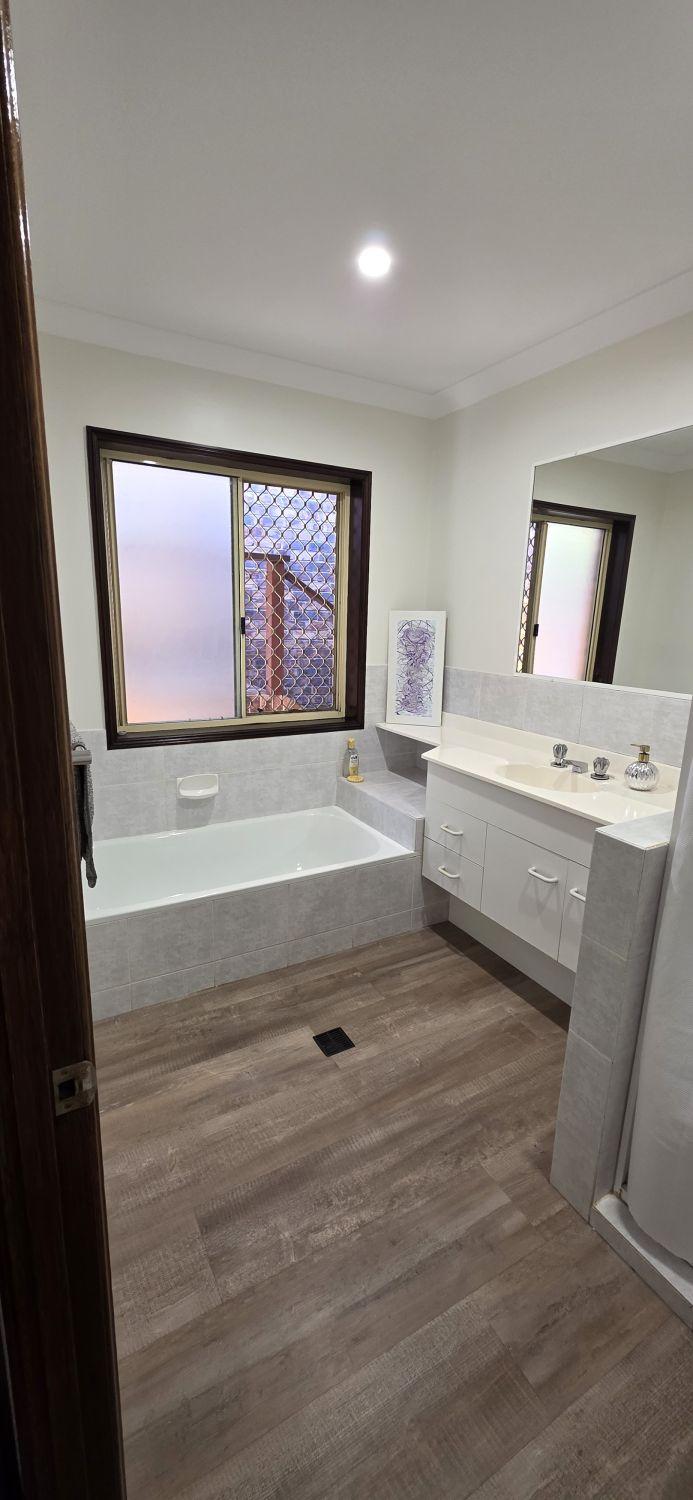 Bellbowrie bathroom before renovation