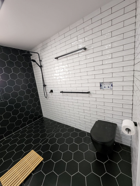 amazing bathroom reno in Brisbane western suburbs