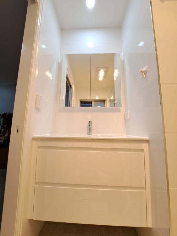 bathroom renovation graceville